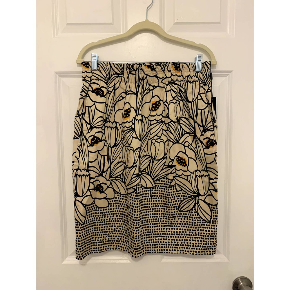 Donna Karan Floral Print Knee Length Skirt Black Size M